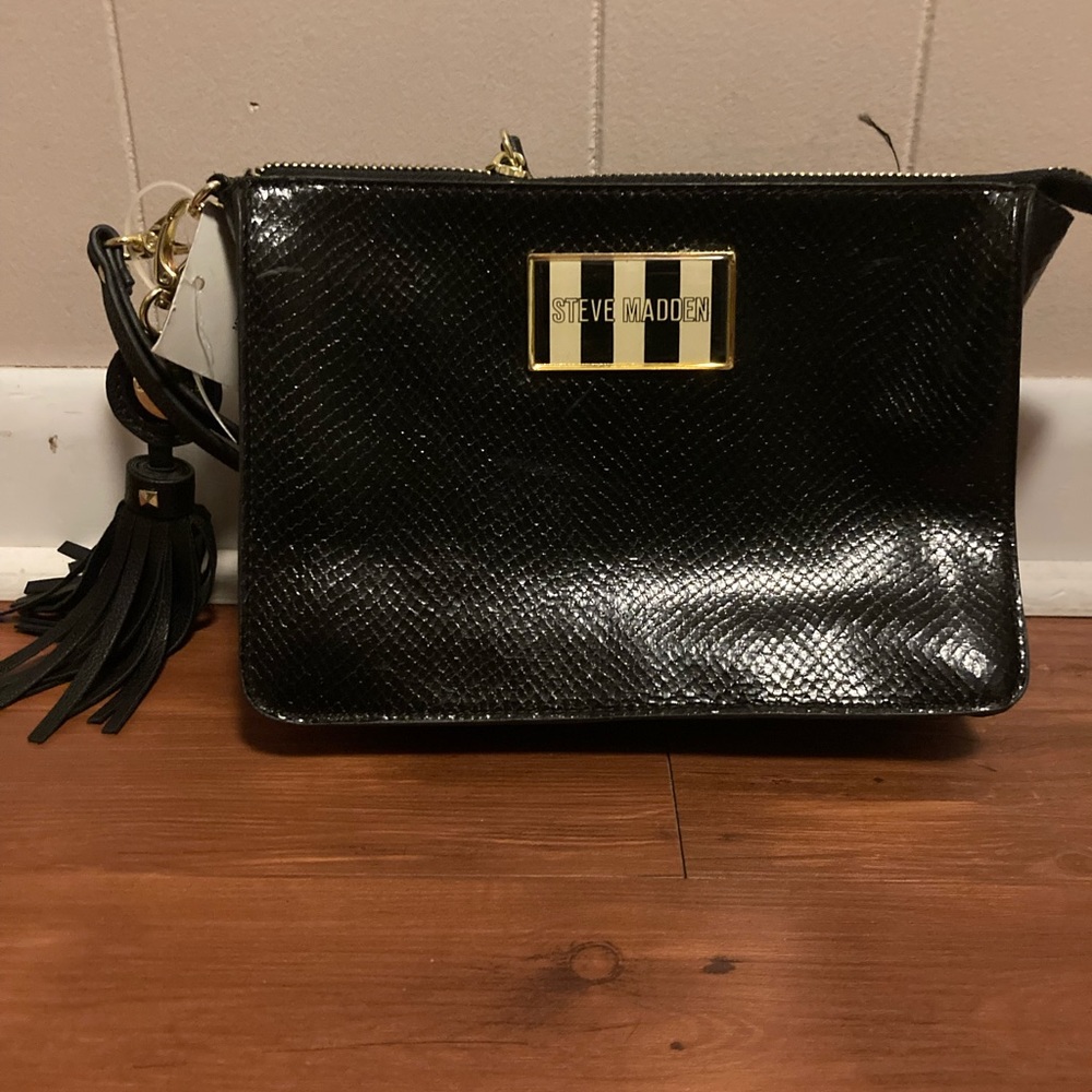 Steve Madden clutch wallet wristlet
